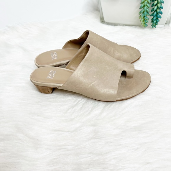 Eileen Fisher leather heeled sandal taupe 7 - Picture 3 of 4